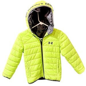 Boys Under Armour Hooded Winter Jacket size 6 A-3